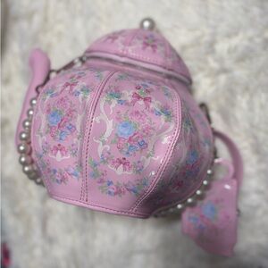 Floral Pink Teapot-Shaped Bag